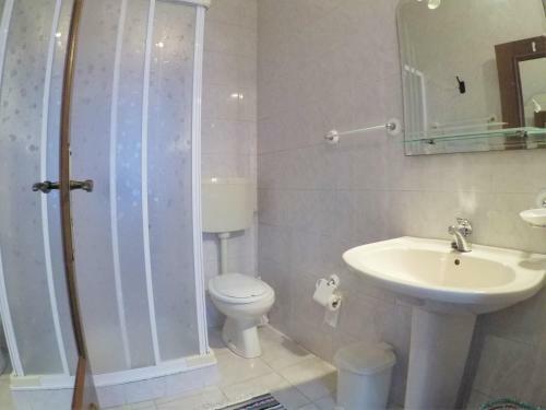 Rustic Holiday House In The Natural Park
