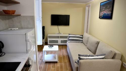 Hostal Modern Studio In Old Town