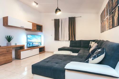 Villa Holiday Home Stri?nja W/ Sea View