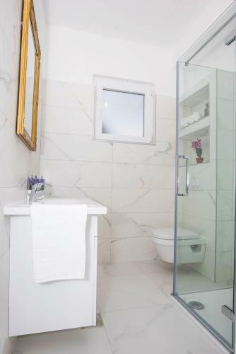 Villa Holiday Home Stri?nja W/ Sea View