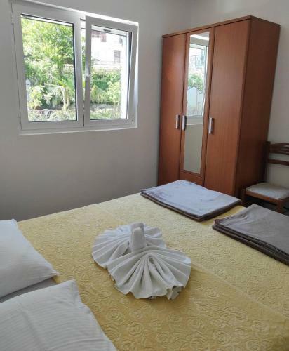 Apartment 032