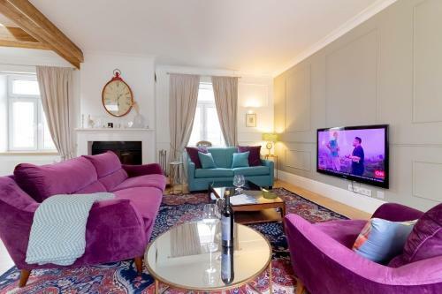 Royal Jono St. Apartment