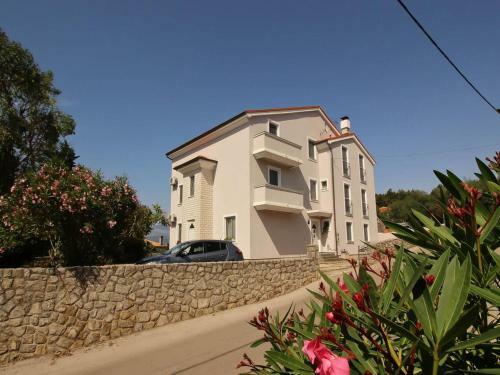 Apartments With A Parking Space Soline, Krk - 18802