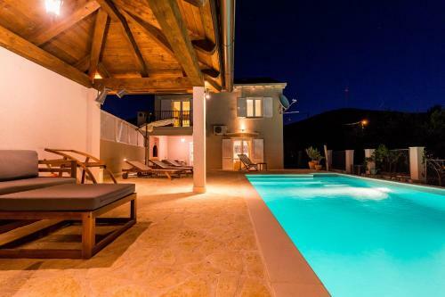 Villa Doli - Lovely Holiday Home With Private Pool