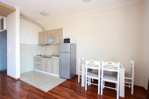 Apartment Status 5