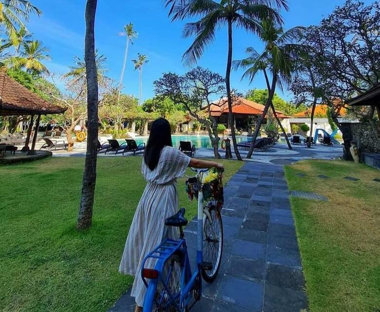 Hotel Inna Grand Bali Beach