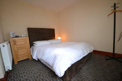 Hostal Airport Guest House