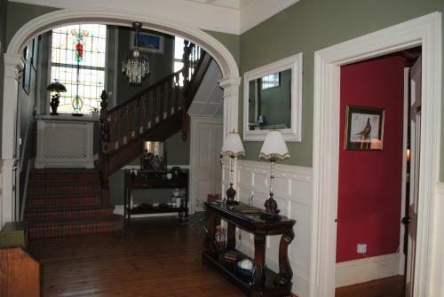 Hostal Chrialdon House