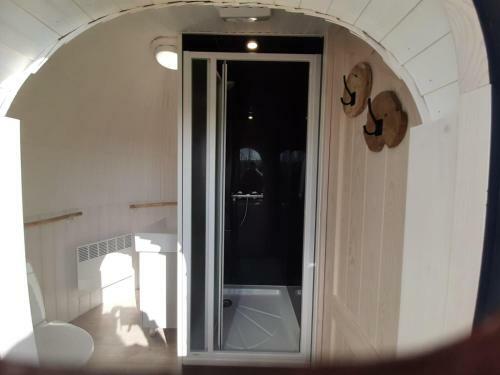 Tiny House de Boet, In de Natuur Op 450 Meter Van Het Strand