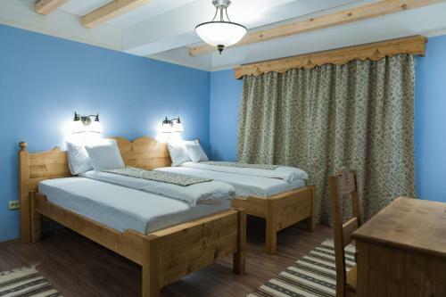 Hostal Pensiunea Colt de Rai