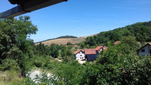 Agroturismo ?ajetinska Brvnara