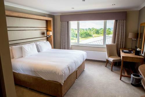 Bowfield Hotel & Country Club