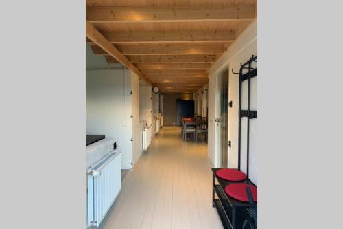 Karibu de Stallen (Met Sauna En Stoom Douche)