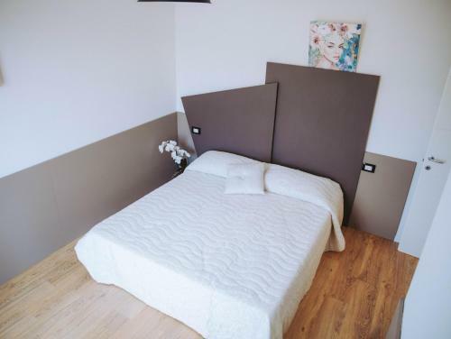Hostal Avezzano 3 60 Guest House
