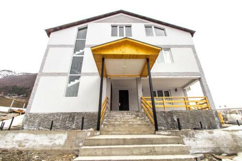 Bed & Breakfast Katos Guesthouse Mestia