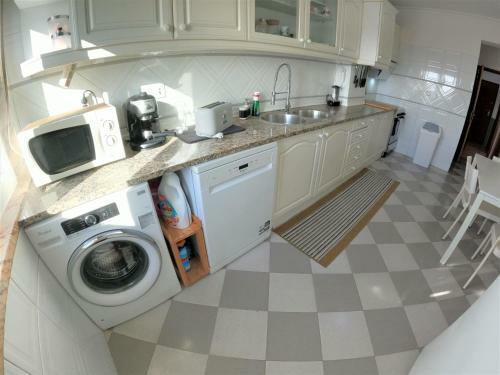 Apartamento Sintra, T3 Duplex With Magnificent Views And Balcony