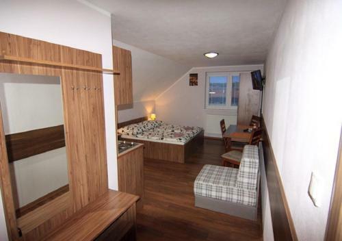 Apartm�nov� Dom Stela