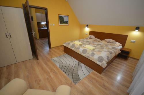 Apartm�ny Best I. Be?e?ov�