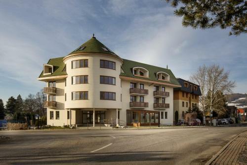 Apartm�ny Summit