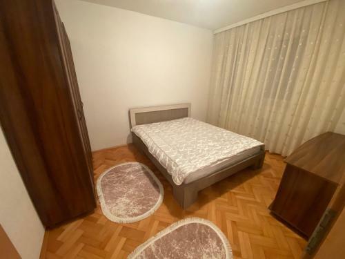 Sunny Hill Apartment Near Royal Mall