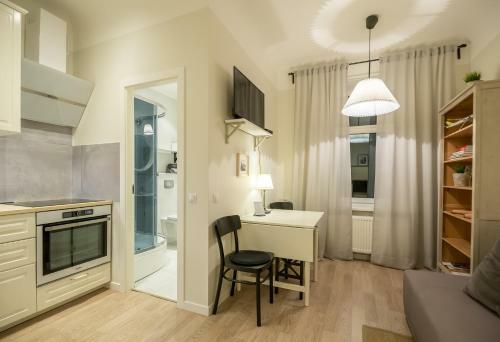 Renovated Apartment In Riga Center
