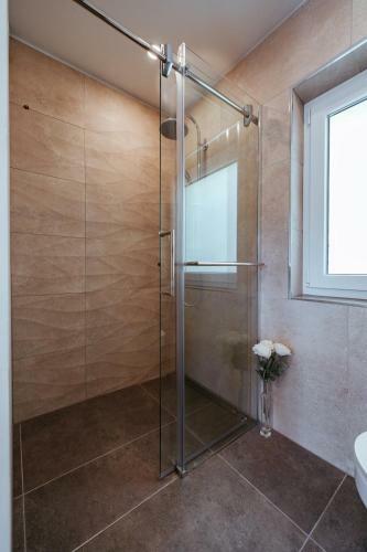 Apartment Oddih With Terrace And Private Sauna