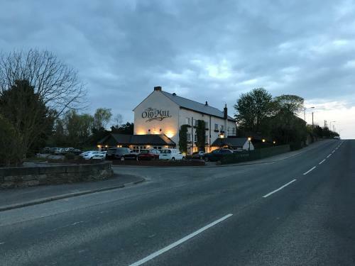 Hostal The Old Mill