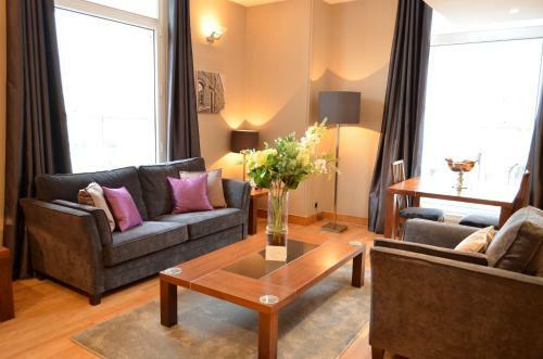 Residence 6 Luxury Serviced Apartments
