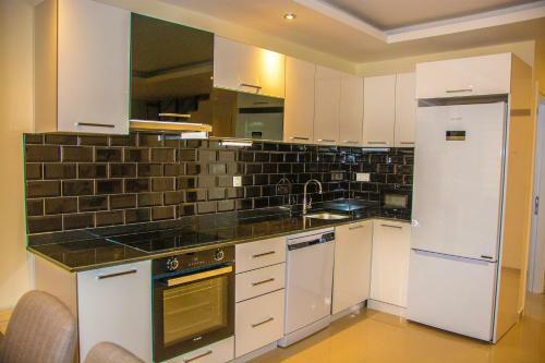 Brand New Penthouse Duplex Apartment With Sea View