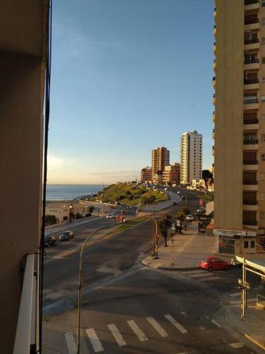 Apartamento Hermoso Ambiente Con Balc�n A Metros Del Mar