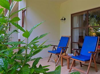 Hotel Paradise Beach Resort