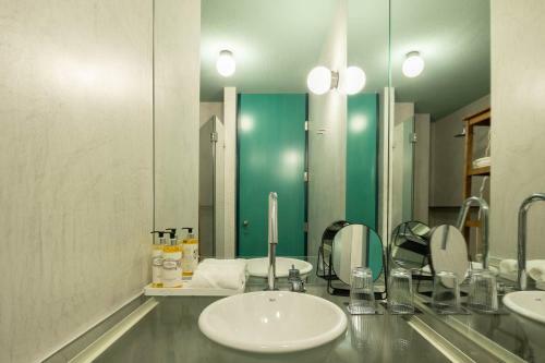 Hotel Covelo - The Original Rooms And Suites