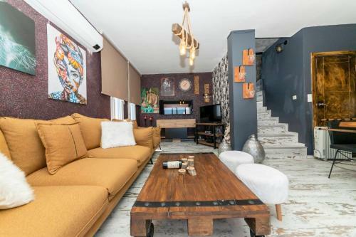 Stylish Villa With Mesmerizing View And Central Location In Bodrum