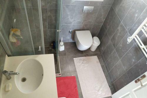 Apartamento Serin Yaz Ak?amlar? G�m�?l�k