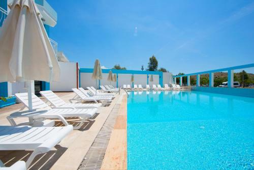 Carina Resort Hotel