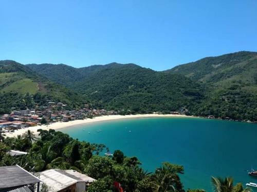 Su�te Ip� Amarelo Em Provet�, Ilha Grande