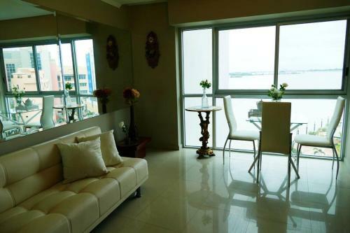 Apartamento Ecusuites Best View Riverfront 1 Santana Airport