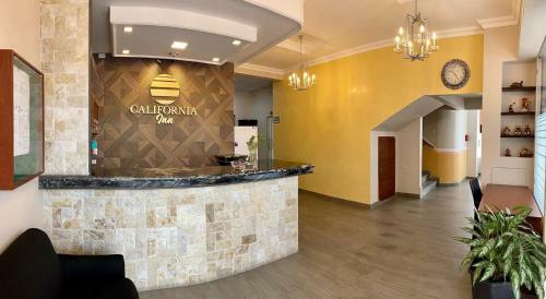 Hotel Hostal California Inn