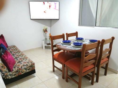 Casa Acogedora En Calarc�, Casa Con Aroma A Caf�