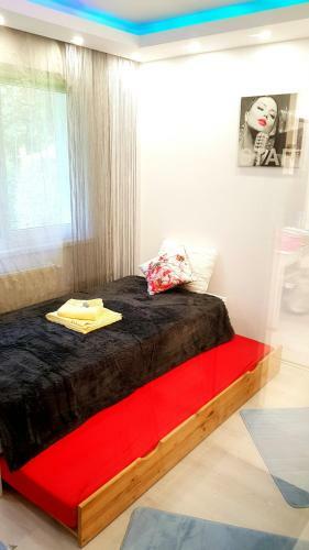Luxury Paul Apartment Green, Private & Accessible