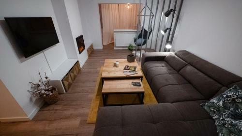 The Retreat - Heartwarming Fireplace 3-room Apartment