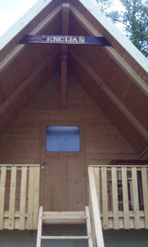 Agroturismo Farmglamping Planika - Encijan