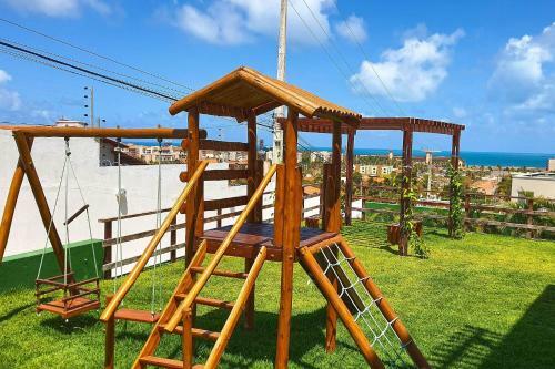 Apartamento Tr�plex Com Jacuzzi Em Porto Das Dunas Por Carpediem