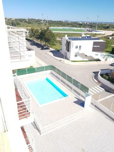 Bright Tide Apartment - T2 Arma��o de P�ra