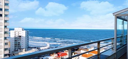Apartamento Penthouse. Vista Al Mar. Centrico. 02