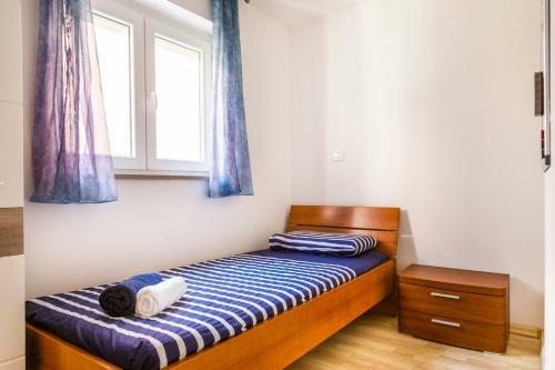 Sunny Old Town Apartment