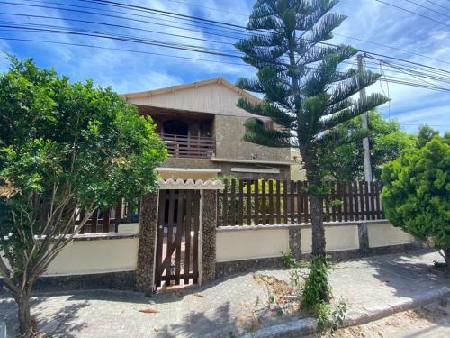 Casa T�rrea A 2 Min Da Praia Dos Anjos