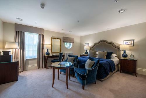 Rushton Hall Hotel And Spa