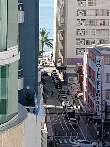 Lindo Apartamento Em Balne�rio Cambori�