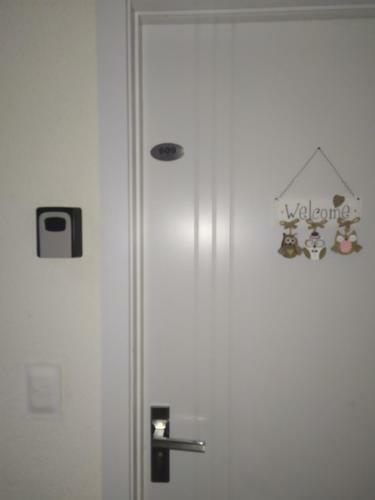 Apartamento Flat Novo Pr�dio Frente Mar